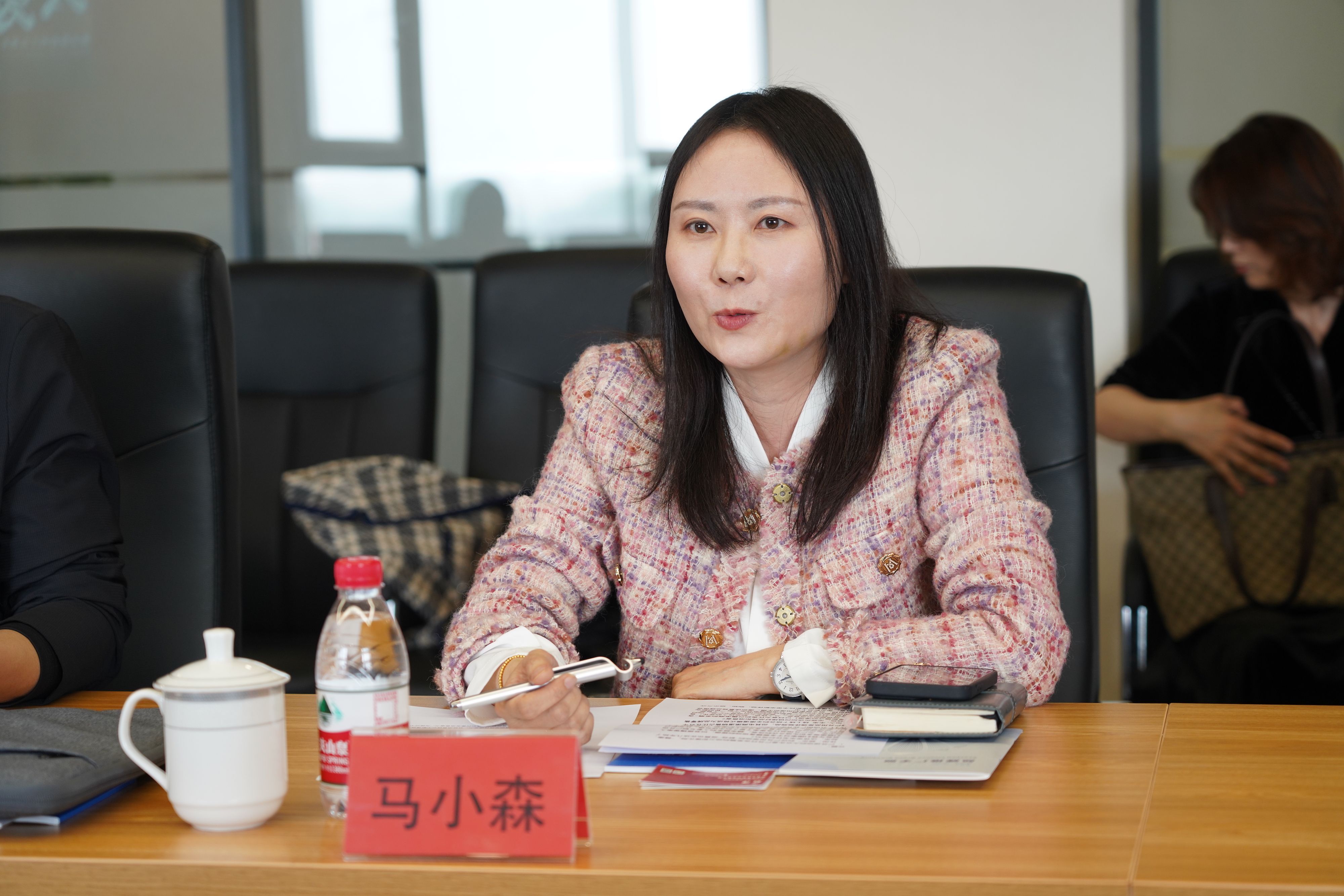 敏芯股份：12月27日召开分析师会议，财通电子、易方达参与