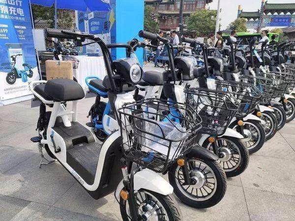 电动自行车“新国标”公布，将于9月1日起正式实施，消费者已购买的“旧国标”车辆不会被强制淘汰