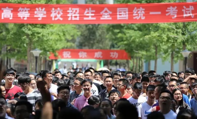 光峰科技：预计2024年全年盈利2500.00万至3500.00万 净利润同比下降75.77%至66.08%