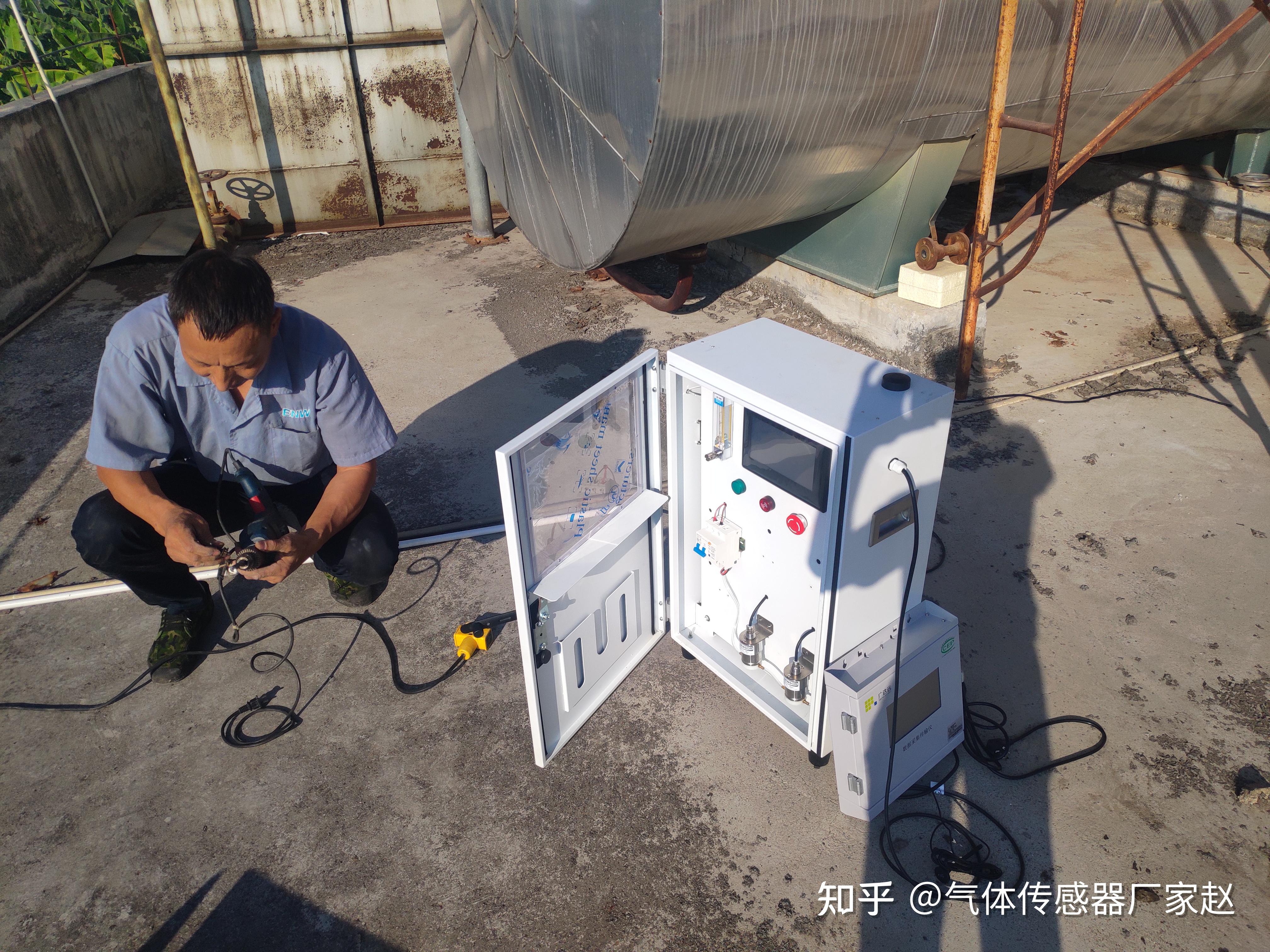 湖北能源：锅炉烟气经处理后，二氧化硫、氮氧化物及烟尘的排放浓度满足均满足监管要求