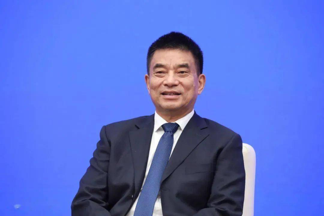 新希望集团董事长刘永好：希望更多企业家返乡投资建厂