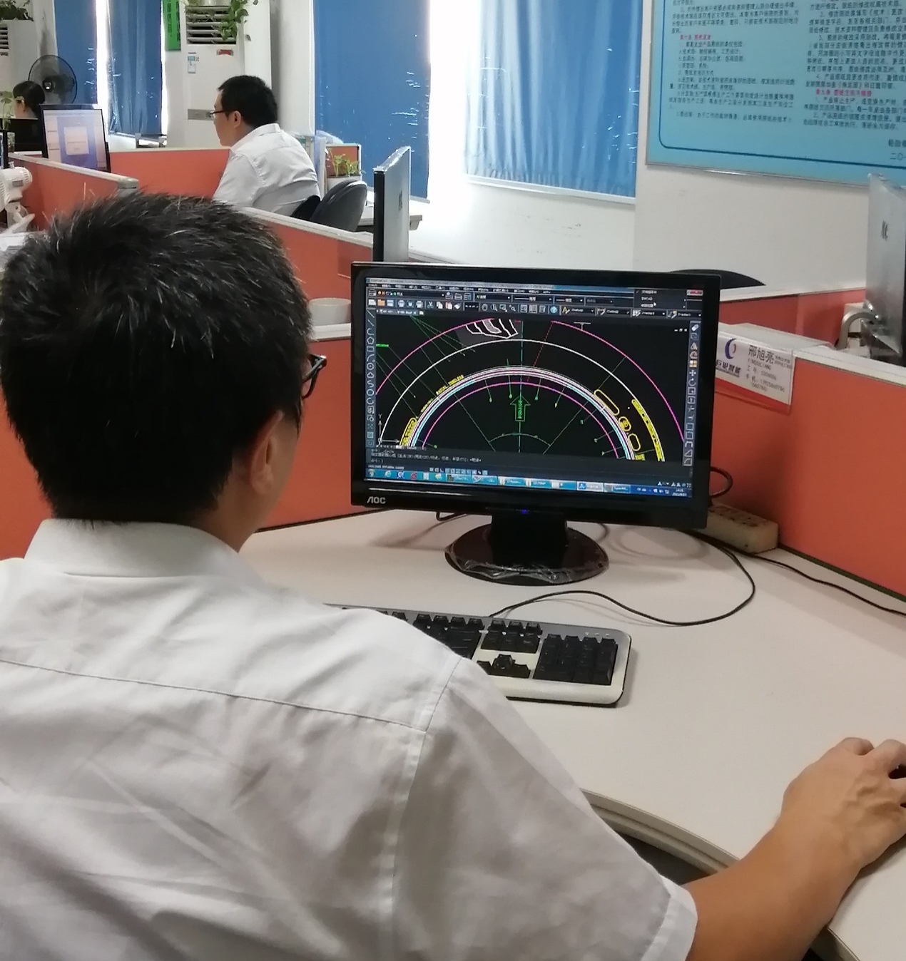 中望软件：中望CAD365作为一站式CAD设计协同平台主要针对于企业客户的设计管理协同看图全场景需求