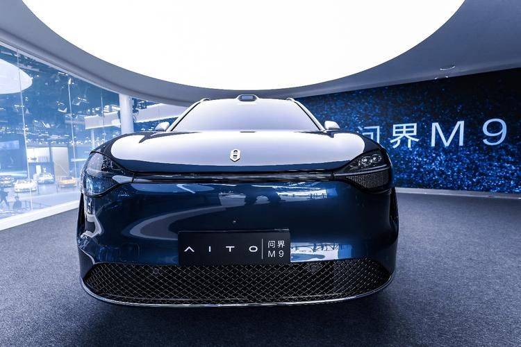 赛力斯公布手势控车方法专利，可通过手势控制汽车