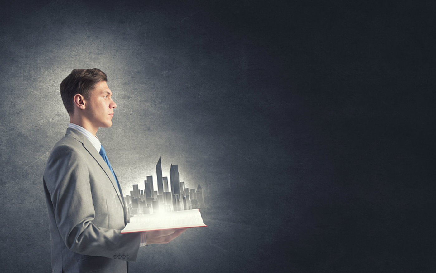 人民币对美元汇率升破7.16;鲍威尔称美关税让通胀前景难预测 | 金融早参