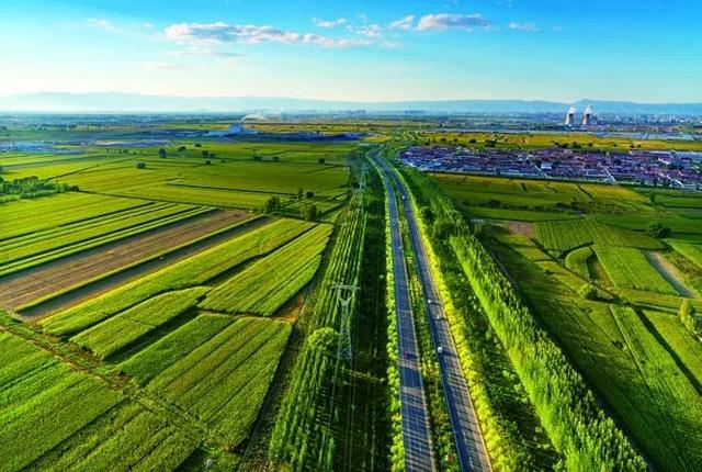 新天地：公司凭借自身在产品质量、成本控制、绿色生产及技术研发等方面的优势