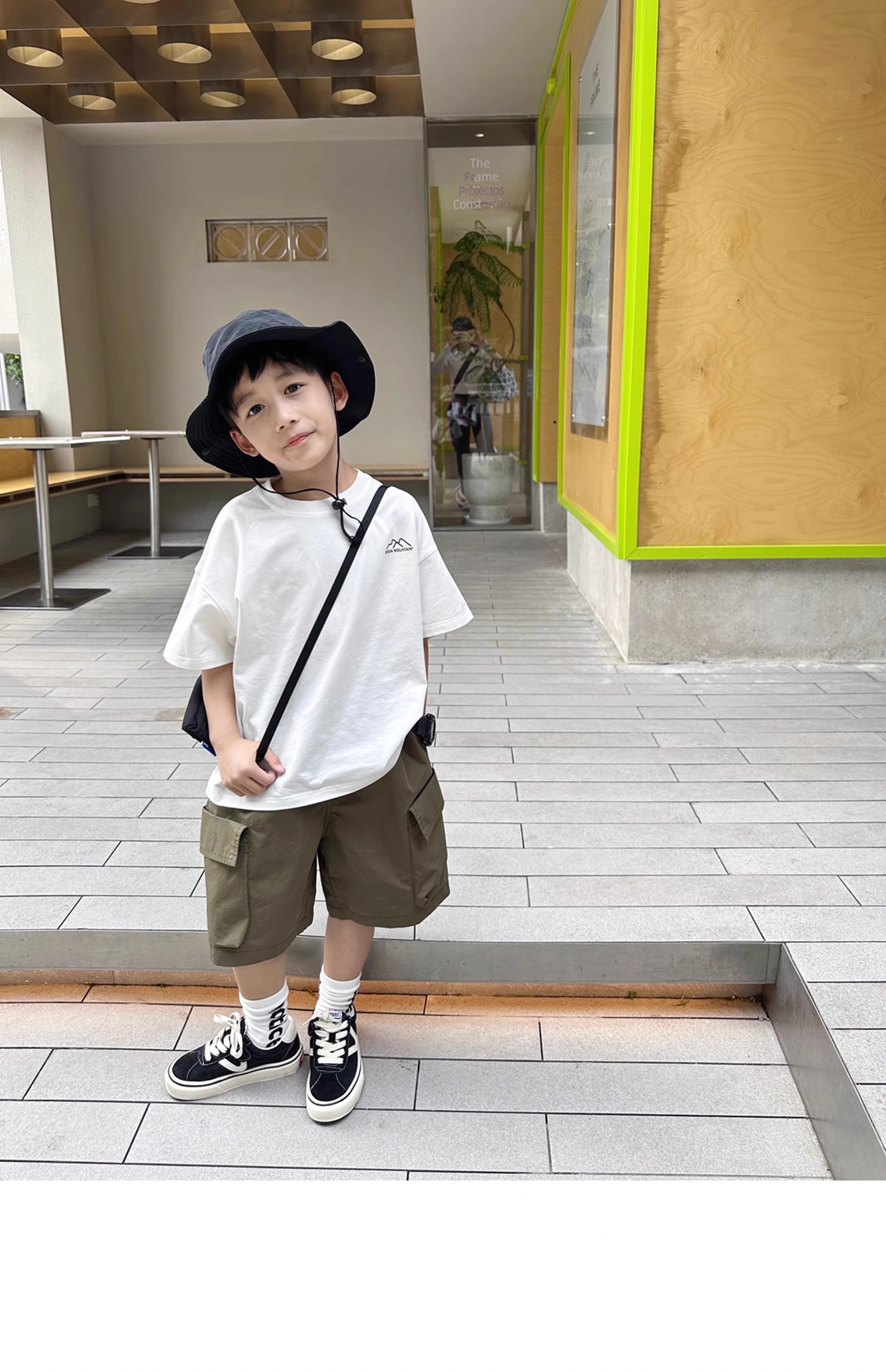 【童装】行业市场规模：2024年中国童装行业市场规模约2400亿元 儿童长裤市场占比约20%