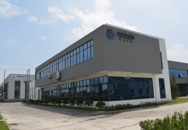 会通股份：公司研发的高刚性碳纤维增强高温尼龙等材料在军工行业成功应用