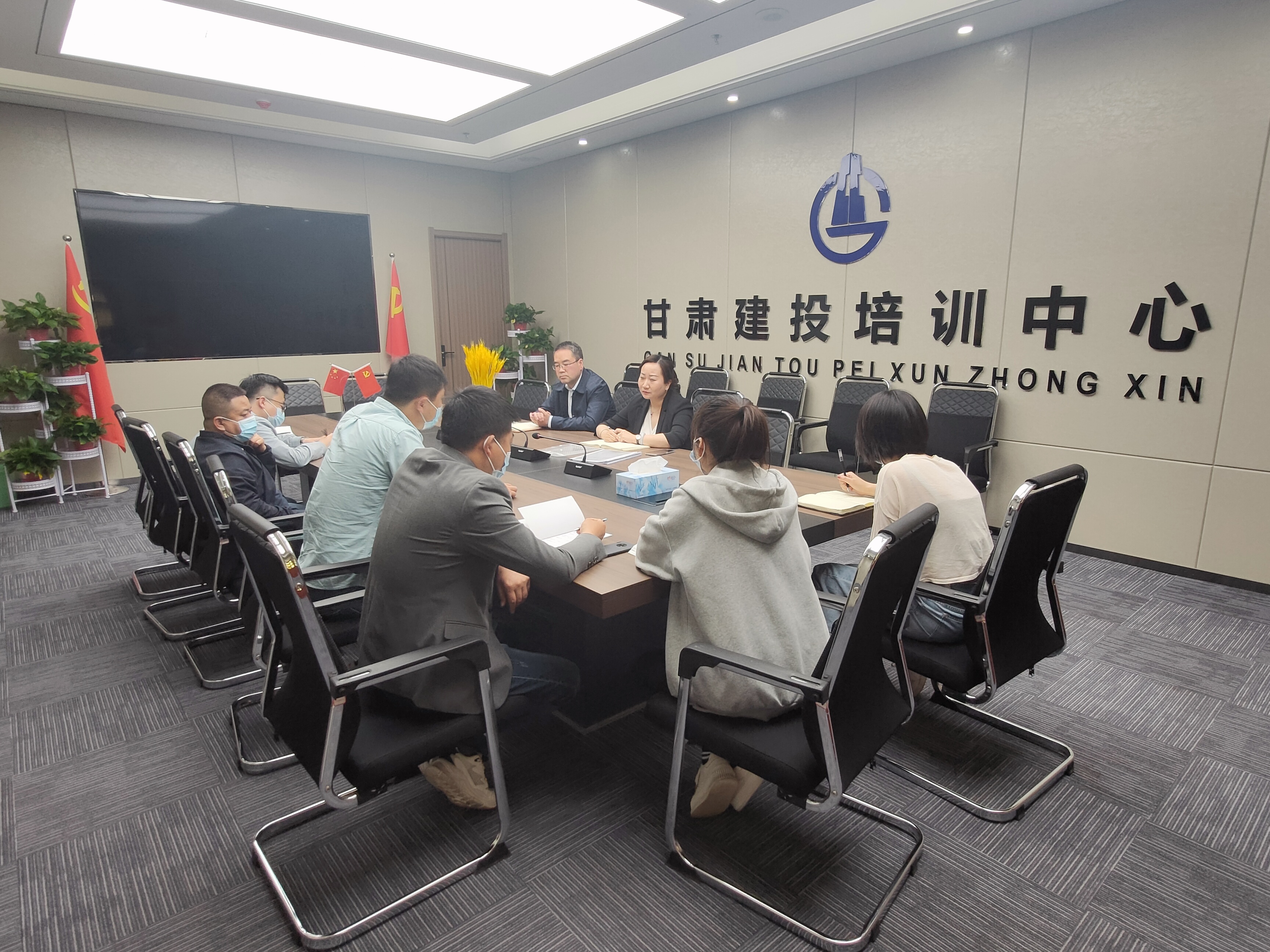 中润光学：9月18日召开业绩说明会，投资者参与