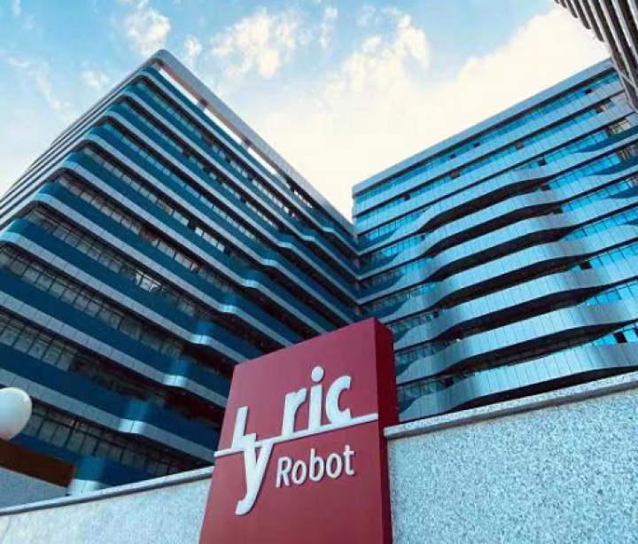 利元亨：10月21日接受机构调研，包括知名机构盈峰资本的多家机构参与