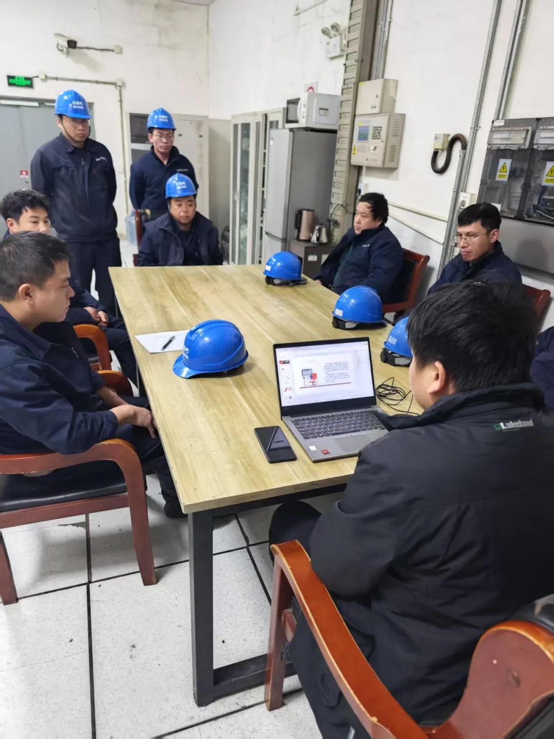 复洁科技：东方财富证券、国泰海通证券等多家机构于11月26日调研我司