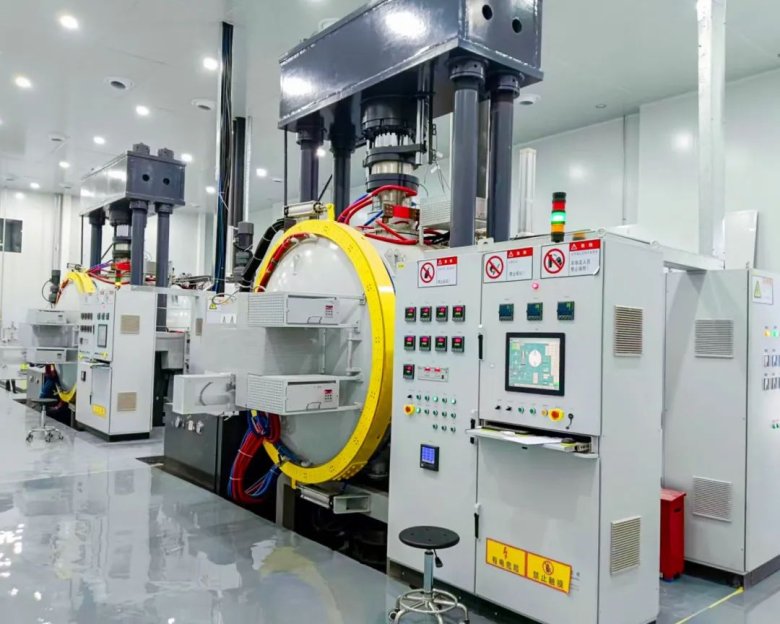 顶立科技:募投项目遭问询后由4个缩减到1个 部分项目建设情况或与环评存“出入”