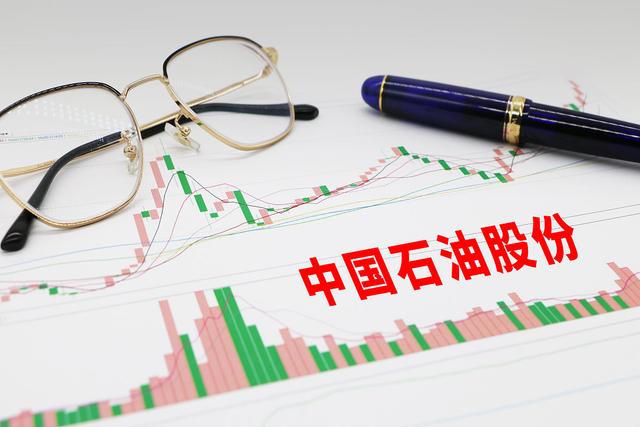 2026年石化行业策略报告：上游油价触底、下游供给侧优化加速，产业链有望迎来共振周期