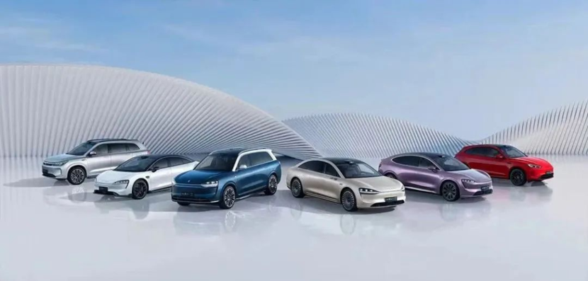 鹿山新材:封装技术破局太空光伏 三大封装方案赋能商业航天能源革命