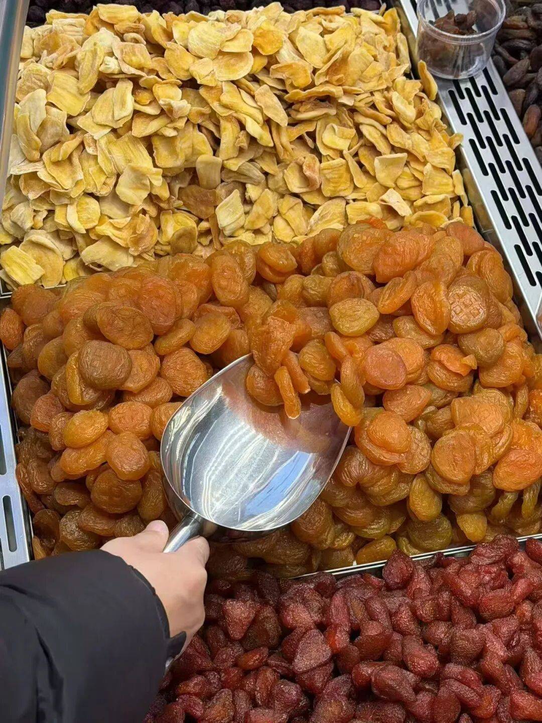 1斤瓜子价格贵过猪肉，近9成炒货相关企业注册资本在100万以内