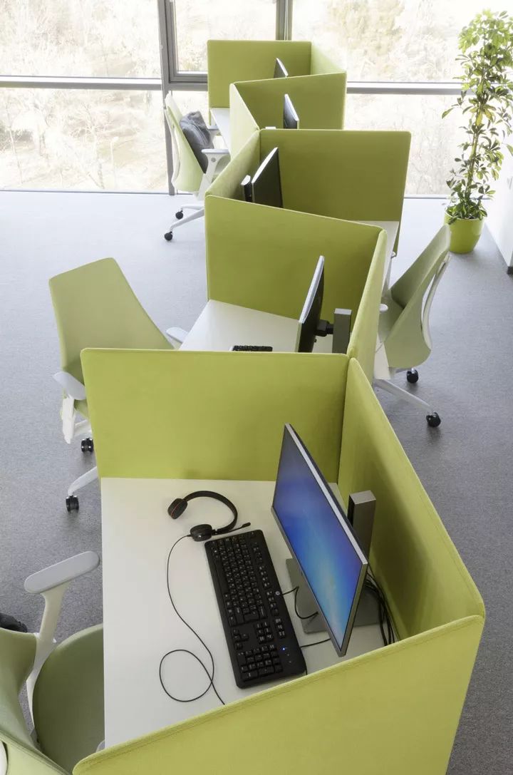 华锐精密：Oberweis Asset Management、BNP PARIBAS等多家机构于2月9日调研我司