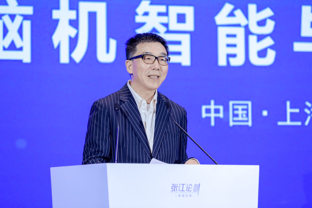 机械设备：两会定调脑机发展，前沿攻关赋能产业升级